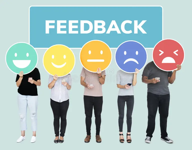 Students holding emoji feedback faces—student reviews and ratings about studying in Singapore.