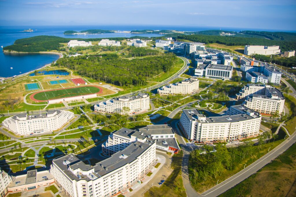 University campus aerial view representing official visa and study resources for international students planning to study abroad.